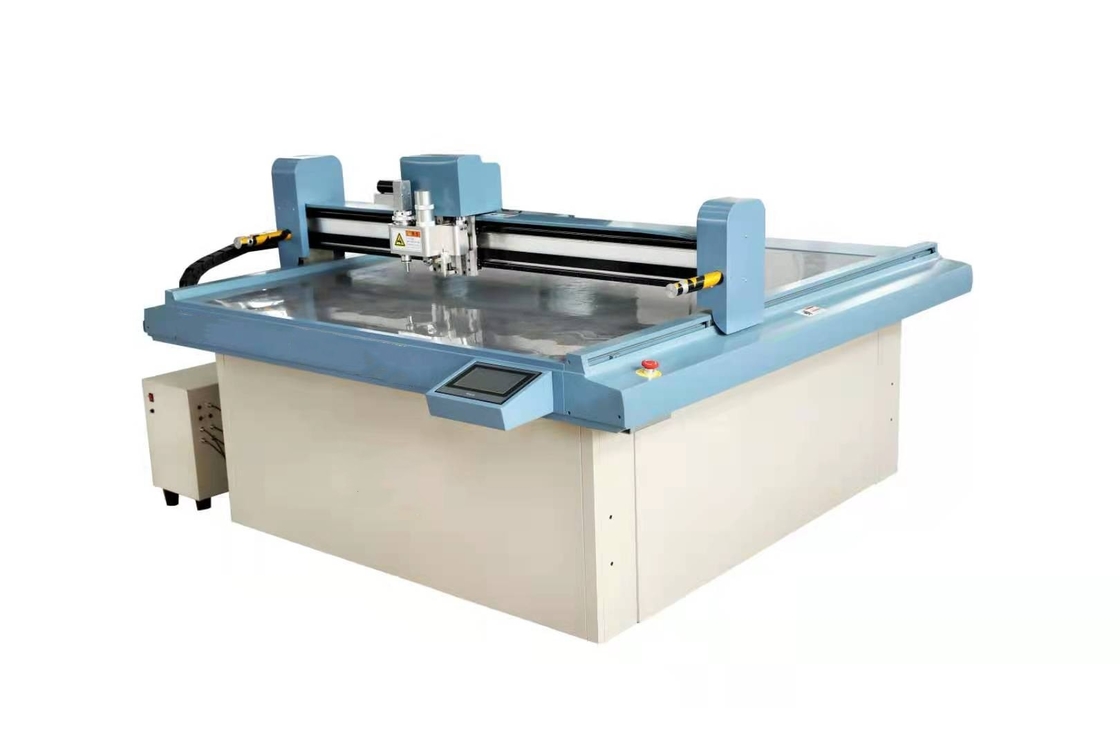 Macchina del campione del contenitore di cartone di CNC per cartone bianco ondulato 1500mm/S 3mm