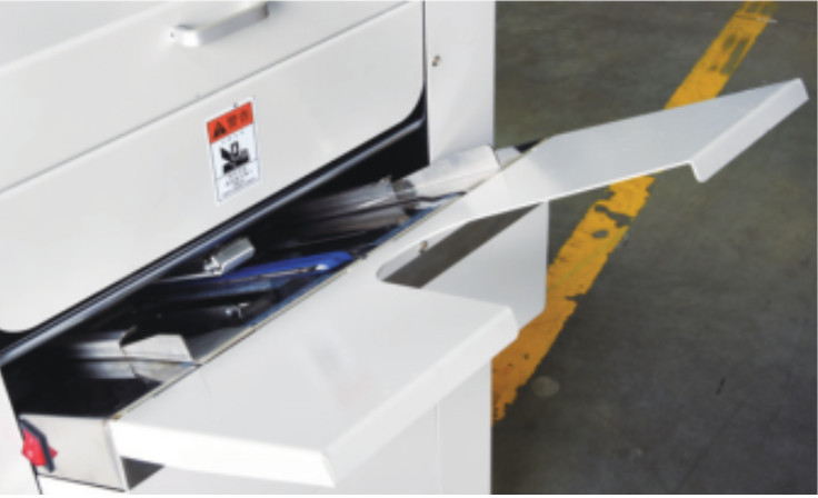Alta produttività macchina per cucire la sella a filo di libro 480 mm Max. Larghezza praticabile